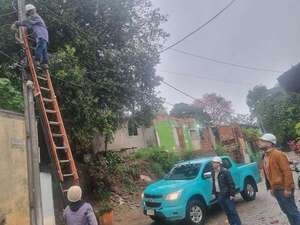 ANDE no descarta apagones durante el verano en las zonas de mayor demanda - Economía - ABC Color