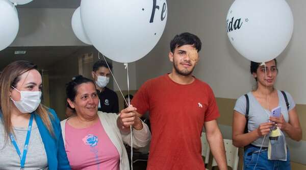 Primer trasplante de córneas en Ciudad del Este beneficia a dos pacientes - ABC en el Este - ABC Color