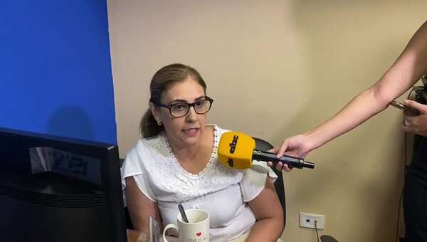 Juez desestima causa de presunto nepotismo de la hermana de Líder Amarilla - Política - ABC Color