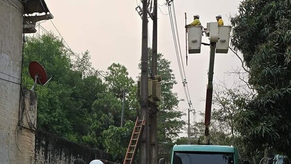 Intervención de la ANDE en el Paraná Country Club por conexión irregular de energía eléctrica