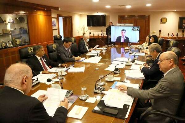 Corte nombró fiscales adjuntos a recomendados de HC - Nacionales - ABC Color