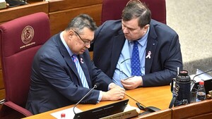 Dicen que Leite no puede seguir en CBI y que ley busca venganza