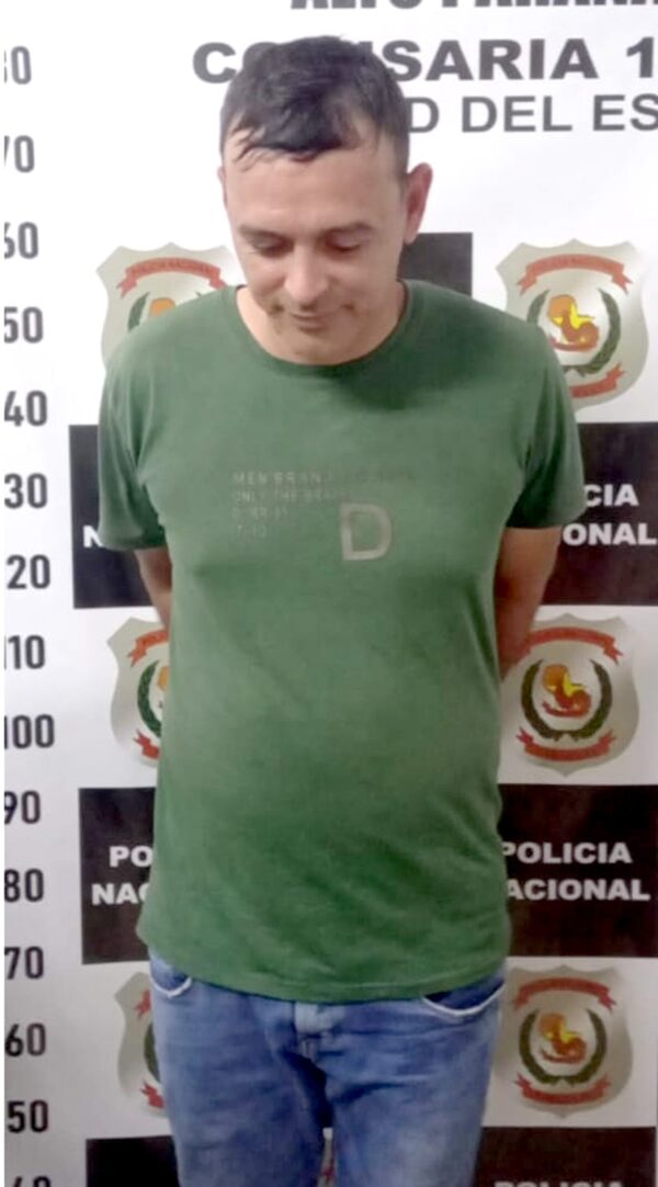 Atrapan a descuidista que acababa de despojar de su celular a turista - La Clave