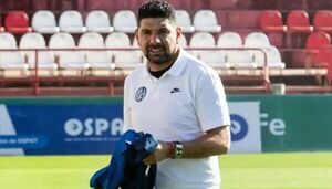 Una comisión del club San Lorenzo pide sumario y raje del expelotero paraguayo Néstor Ortigoza