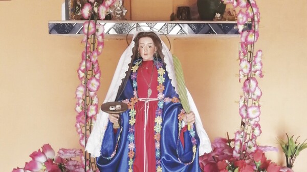 Rara desaparición: robaron imagen de Santa Lucía y le sacaron la ropa