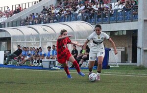 Versus / Arranca la Libertadores femenina con equipos paraguayos en acción