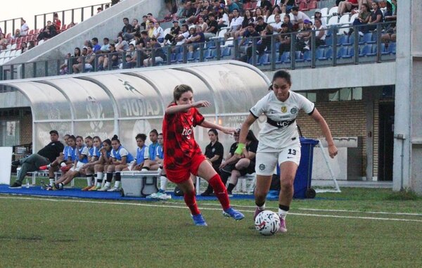 Versus / Arranca la Libertadores femenina con equipos paraguayos en acción