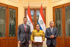 Gobierno refuerza su compromiso para combatir los incendios forestales - El Trueno