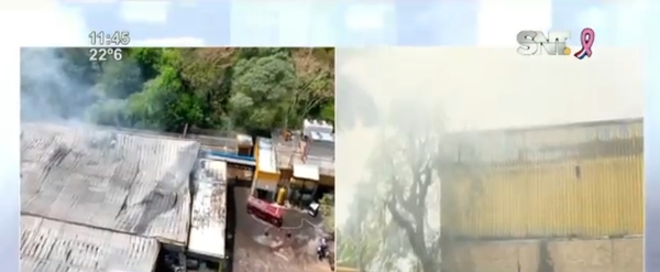 Colapsaron el techo y paredes de la fábrica siniestrada en Capiatá - SNT