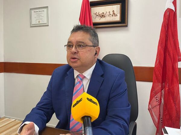 Esgaib justifica falta de respeto de Leite: “Son jóvenes la mayoría de los parlamentarios; se expresan así” - Política - ABC Color