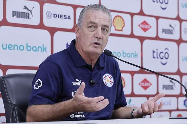 Beccacece expresa "respeto y admiración" por Alfaro, su vecino y próximo rival con Ecuador - Fútbol Internacional - ABC Color
