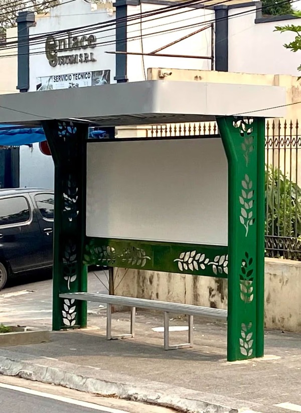 Instalan innovadoras paradas de buses en Asunción - ADN Digital