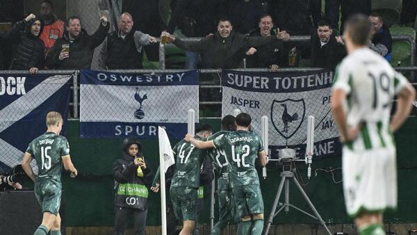 El Tottenham emerge entre el humo húngaro