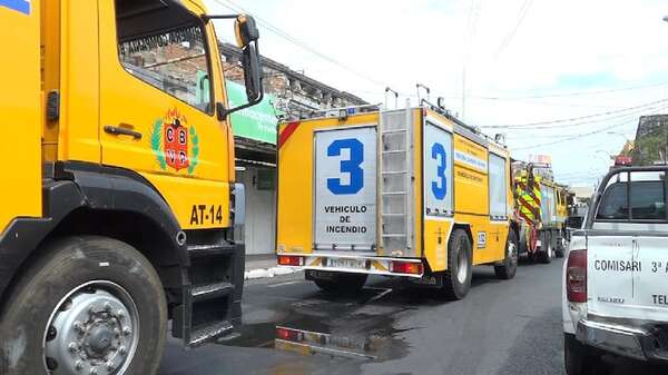 Incendio de viviendas en “Cerro Guy” de Lambaré - Policiales - ABC Color