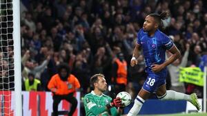 El Chelsea se divierte ante su gente