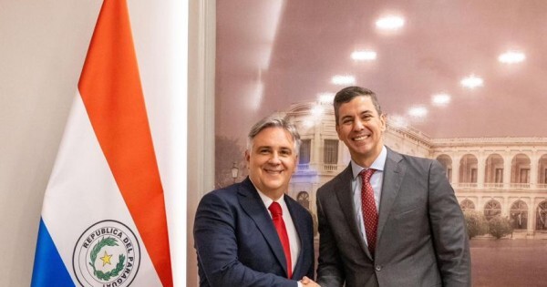 Llaryora y Peña se reúnen y hablan de abrir industrias cordobesas en Paraguay