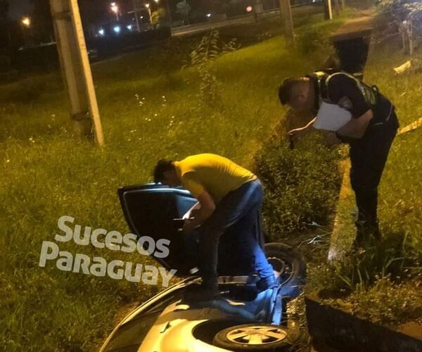 Una joven mujer hospitalizada tras un accidente