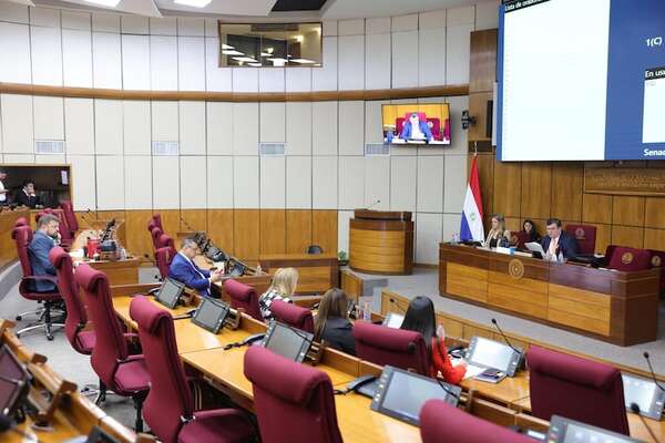 Comisión “garrote” aprieta a Fiscalía contra el grupo ABC - Política - ABC Color
