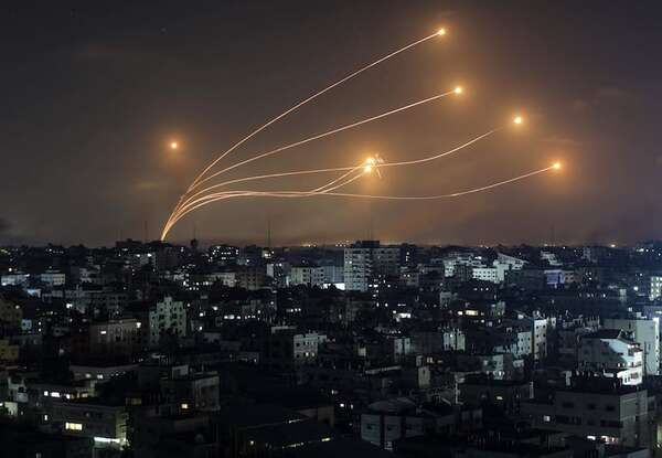 El Ejército israelí dice que se han lanzado 20 cohetes desde Líbano contra norte del país - Mundo - ABC Color