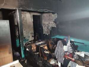 Incendio consume planta alta de una vivienda en San Lorenzo - Policiales - ABC Color