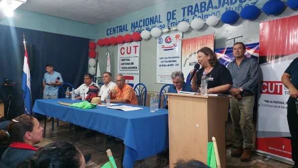Sindicalistas reiteran rechazo a reforma laboral y amenazan con huelga general - ADN Digital