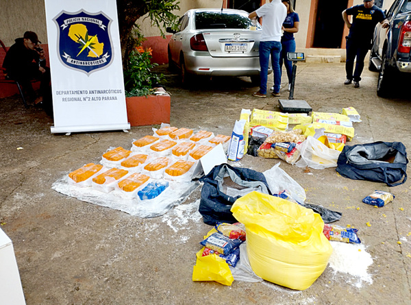 Atrapan a mula que transportaba 48 kilos de marihuana en paquetes de harina - La Clave