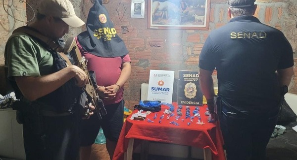 Caen dos traficantes con más de 7 mil dosis de droga en Ciudad del Este - ADN Digital