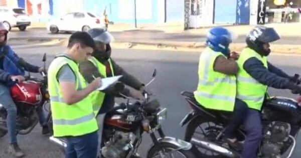 La Nación / Impulsan campaña “Motociclista, te quiero ver”, en busca de reducir accidentes