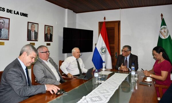 Avanza proyecto de construcción del Gran Hospital del Alto Paraná