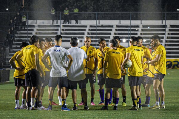 Versus / Sufre otra baja: Luqueño pierde a otro titular para el duelo ante Cerro Porteño
