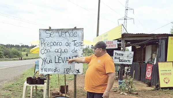 Furor en Trinidad: Vende tereré con agua del “Ykua levantol”
