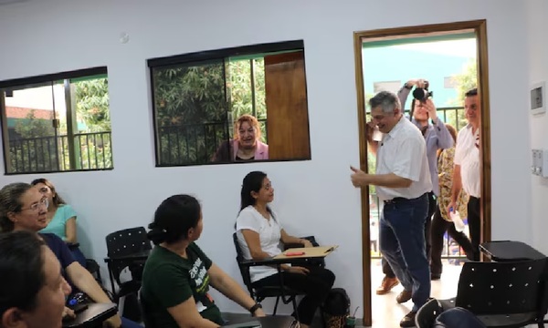 Sinadi cuestiona la formación docente tras aplazo masivo en concurso del MEC - OviedoPress