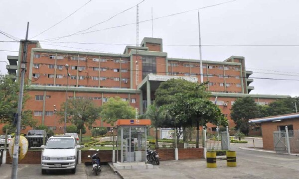 Ascensor del Hospital Militar cae con seis personas en plena inauguración de mejoras – Prensa 5