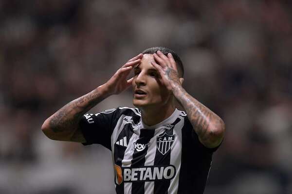 Brasil pierde por lesión a Arana y llama a Alex Telles - Fútbol - ABC Color
