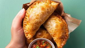Día de la Empanada: incrementan producción hasta un 30% para satisfacer demanda creciente (y esta sigue siendo la más popular)