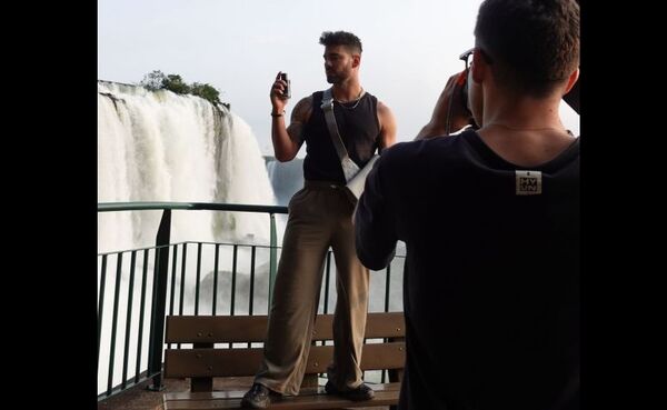 ¿Eres tú, Ricky Martin? ¡Mañamína la alta facha de este “luqueño de exportación”!