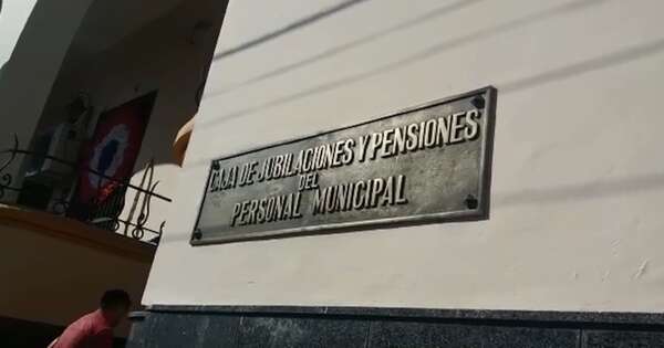 La Nación / Allanan Caja Municipal por desvíos cercanos a los G. 10.000 millones