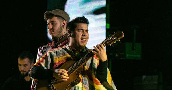 La Nación / “Los momentos más difíciles con la música son siempre abajo del escenario”