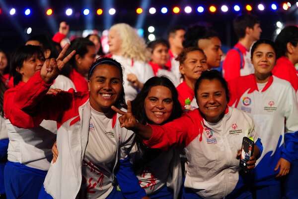 Noche mágica con Olimpiadas Especiales - Polideportivo - ABC Color