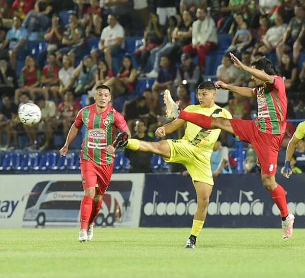 División Intermedia: Definición, en la última fecha - Fútbol de Ascenso de Paraguay - ABC Color