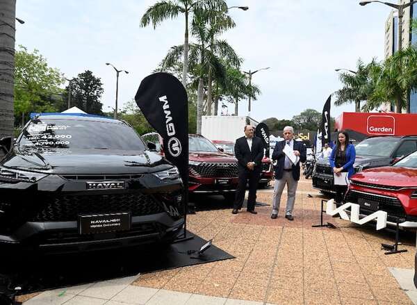 Test drive de vehículos híbridos y eléctricos - Empresariales - ABC Color