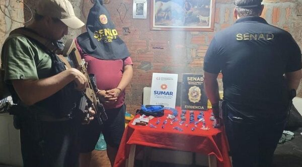 Dos detenidos y más de 7 mil dosis de drogas en el barrio Pablo Rojas – Diario TNPRESS