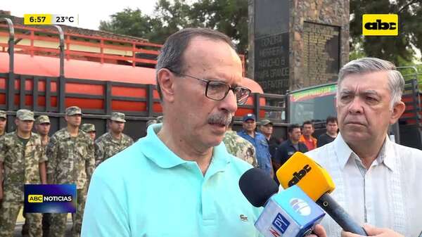 Video: Cae ascensor durante inauguración de “mejoras” en el Hospital Militar - ABC Noticias - ABC Color