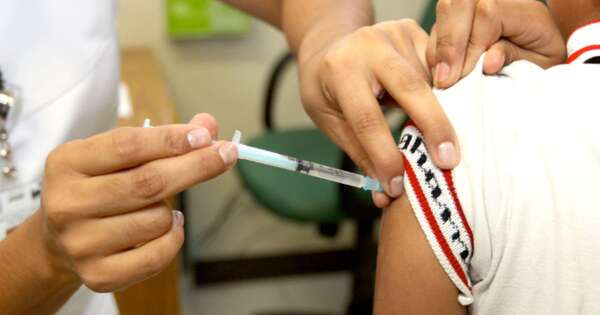 La Nación / La OMS añade una vacuna contra el virus del papiloma humano de dosis única