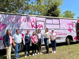 GRAN ÉXITO DEL MÓVIL DE SALUD DE LA GOBERNACIÓN DE ITAPÚA EN EDELIRA  - Itapúa Noticias