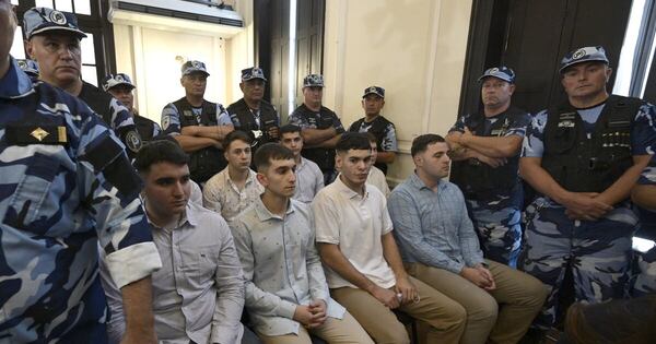 La Nación / Caso Báez Sosa: rugbiers condenados tendrán una serie de televisión