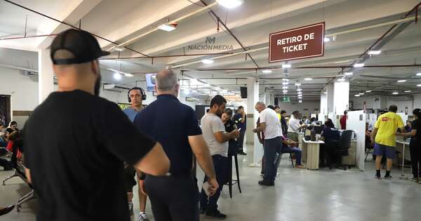 Diario HOY | Persiste falta de insumos y suman 4.000 solicitudes de cédulas para menores