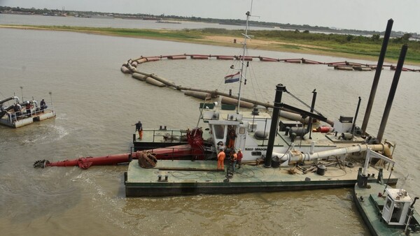 Essap realiza dragado para garantizar agua potable ante crítica bajante del río Paraguay