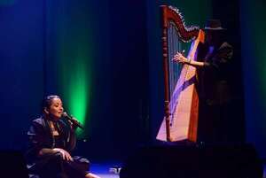 El Festival Mundial del Arpa celebra una eufórica noche en el Teatro Municipal - Música - ABC Color