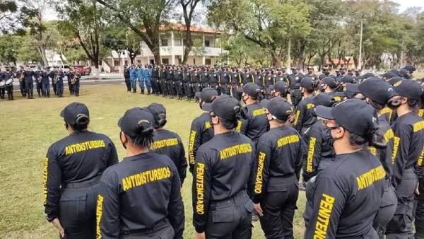 Santiago Peña objeta totalmente el proyecto de ley del agente penitenciario